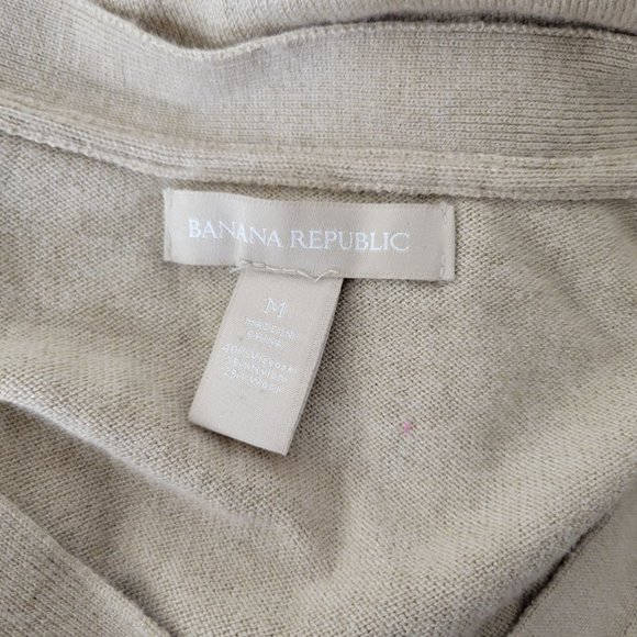 Banana Republic Tan and Black Pullover Sweater - Picture 3 of 3